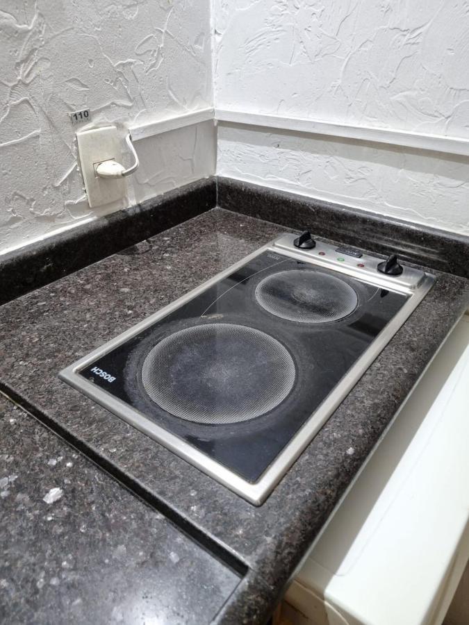 Flat/hotel Av, Macuco 579 Moema Sp Uh1206