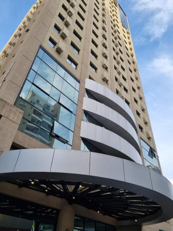 Flat/hotel Av, Macuco 579 Moema Sp Uh1206 São Paulo