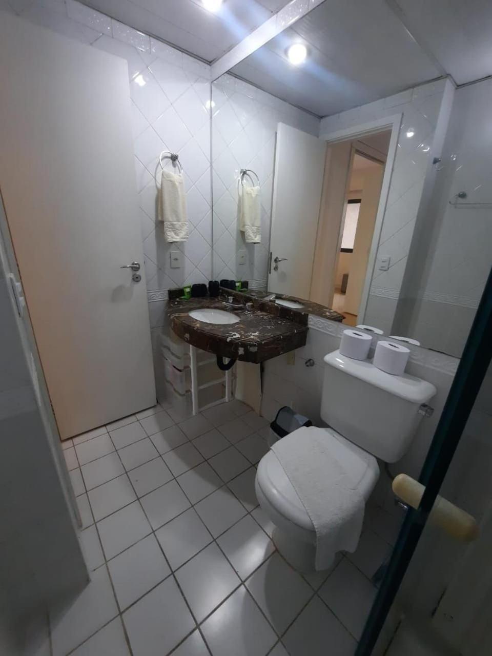 Hotel Flat/hotel Av, Macuco 579 Moema Sp Uh1206 *
